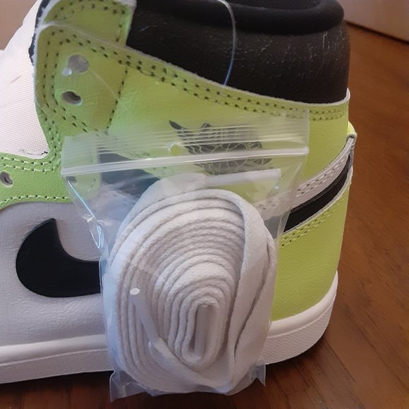 SIZE 6M / 7.5W - Jordan 1 Retro High OG Visionaire - 555088-702 - AUTHENTIC NEW! - Picture 8 of 13